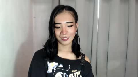 yourwife_material99 online show from April 24, 5:54 am