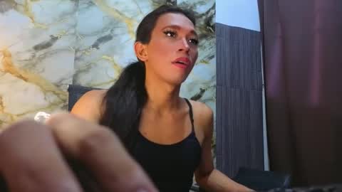 yulia_lipps online show from June 9, 8:08 pm