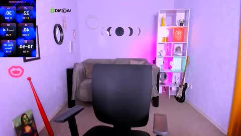 Snapshot of yumeliko_yummy chatting on October 17, 12:19 pm Yumeliko online show from October 17, 12:19 pm