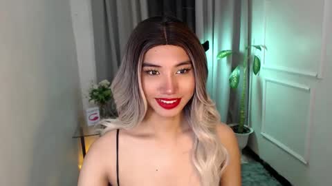 Snapshot of zelainalovetocum chatting on January 26, 12:37 am zelainalovetocum online show from January 26, 12:37 am