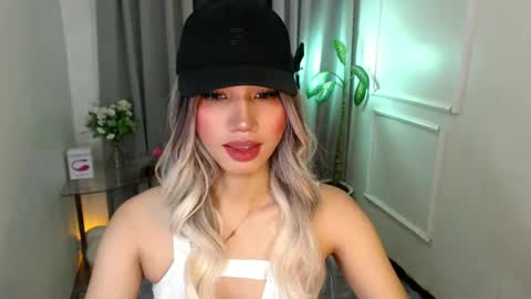 Snapshot of zelainalovetocum chatting on February 14, 2:18 am zelainalovetocum online show from February 14, 2:18 am