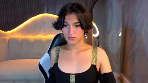 Zoe online show from December 15, 8:03 pm