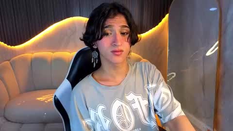 Zoe online show from December 20, 8:59 pm