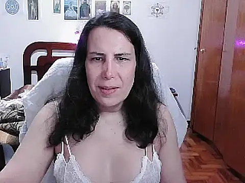 Snapshot of LauraVicttoria361215 chatting on March 7, 11:52 pm LauraVicttoria361215 online show from March 7, 11:52 pm