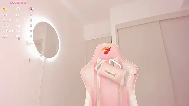 mia yourmommy online show from October 24, 11:32 pm