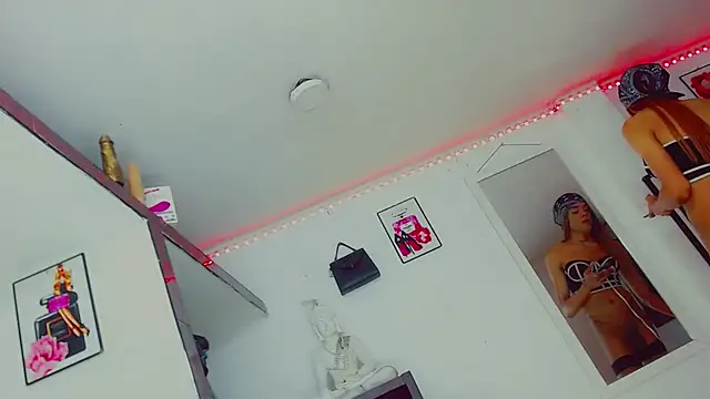 candy kendall online show from September 21, 9:15 am