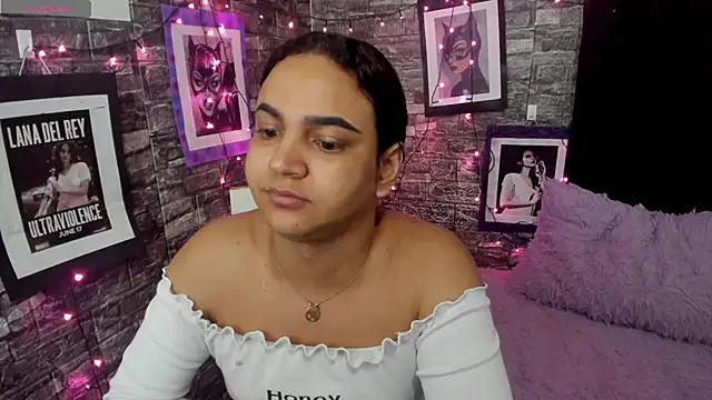 Andrys  online show from March 4, 11:58 am