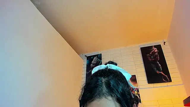 Alahia Rodriguez online show from February 4, 6:36 am