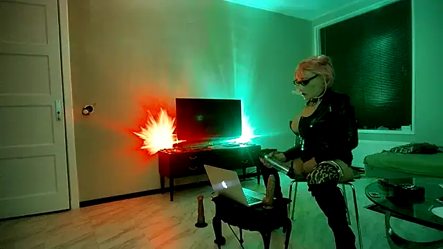 CharlotteVixxens online show from January 10, 4:41 pm