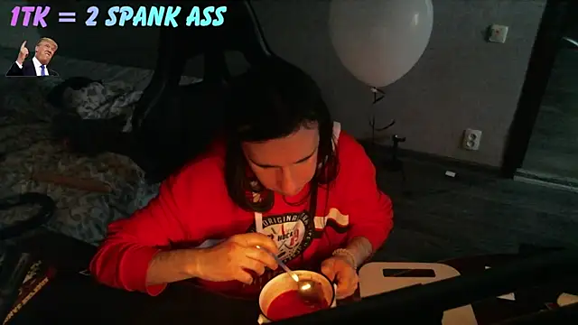 izilizi 23 online show from April 17, 3:03 pm