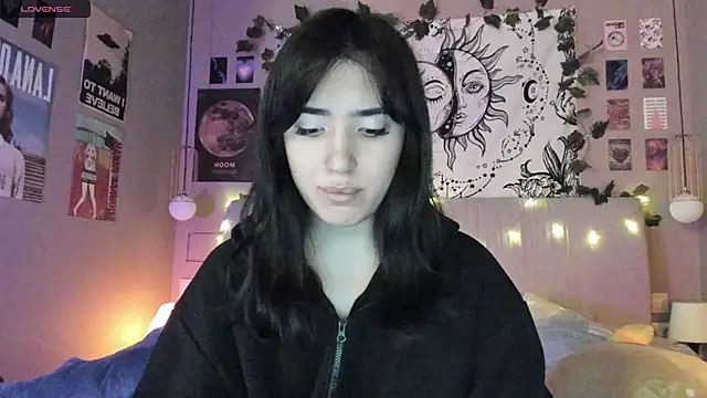 Snapshot of Anisawithlove chatting on January 1, 6:06 pm Anisawithlove online show from January 1, 6:06 pm