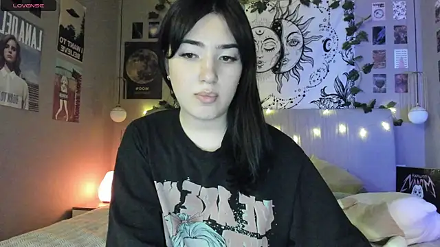 Snapshot of Anisawithlove chatting on January 21, 6:00 pm Anisawithlove online show from January 21, 6:00 pm