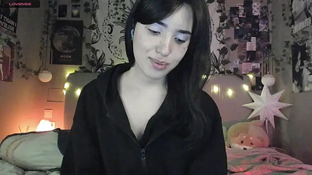 Snapshot of Anisawithlove chatting on March 3, 8:39 pm Anisawithlove online show from March 3, 8:39 pm