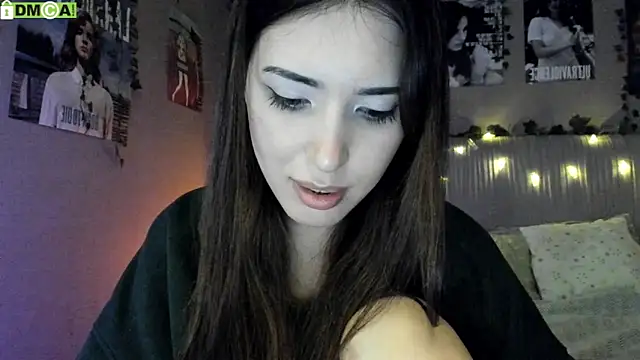 Snapshot of Anisawithlove chatting on September 12, 8:33 am Anisawithlove online show from September 12, 8:33 am
