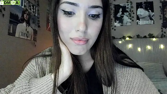 Snapshot of Anisawithlove chatting on September 15, 8:52 am Anisawithlove online show from September 15, 8:52 am