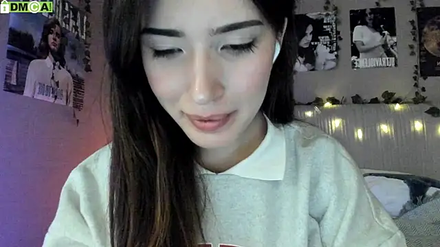 Snapshot of Anisawithlove chatting on October 12, 8:50 am Anisawithlove online show from October 12, 8:50 am