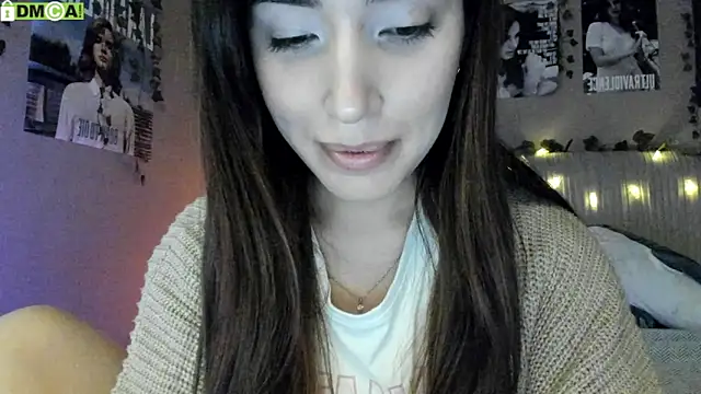 Snapshot of Anisawithlove chatting on October 18, 5:44 am Anisawithlove online show from October 18, 5:44 am