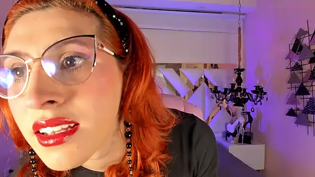 Juliana Saenzz online show from March 15, 12:33 pm