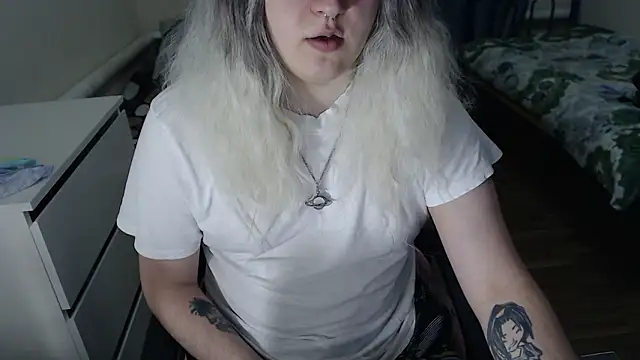 EvaMiron online show from February 19, 5:20 pm