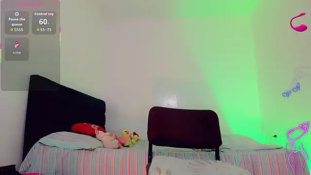 Amanda Cax online show from April 6, 7:47 pm