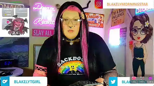 Blakelytgirl online show from April 4, 12:36 pm