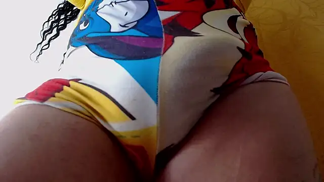 Snapshot of Queenvalery21cm chatting on January 11, 11:46 pm Queenvalery21cm online show from January 11, 11:46 pm