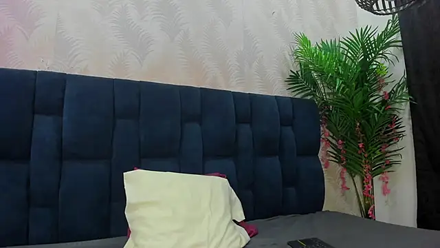 Ammy Connor1 online show from January 6, 10:02 pm