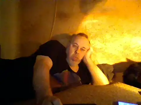 Snapshot of Nightshade7712 chatting on March 6, 7:43 am Nightshade7712 online show from March 6, 7:43 am