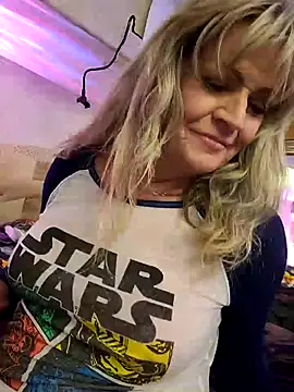 annika lately online show from November 17, 5:51 am