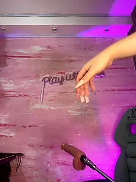 scarlett taylor007 online show from December 14, 9:54 pm