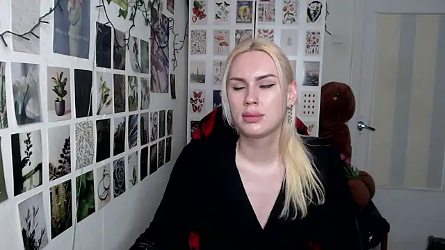 CapriScorpion online show from March 20, 3:57 pm