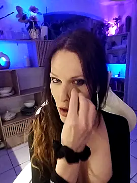 Snapshot of Luna_Kitanna chatting on March 3, 10:07 pm Luna Kitanna online show from March 3, 10:07 pm