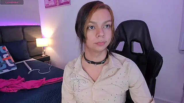 Megan Miles02 online show from January 10, 11:11 pm