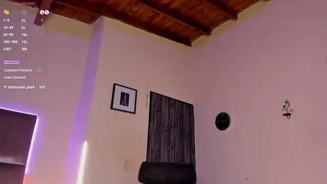 Snapshot of Jess_Collen chatting on October 7, 7:42 am Jess Collen online show from October 7, 7:42 am