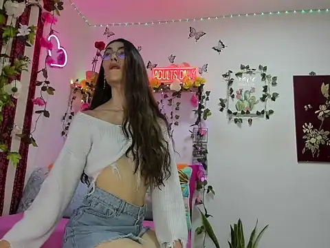 Snapshot of anasttacia_210 chatting on October 15, 3:17 am anasttacia 210 online show from October 15, 3:17 am