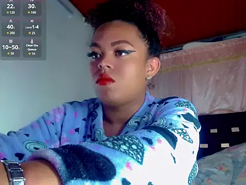 Snapshot of KayleighDreams_ chatting on October 15, 9:53 am KayleighDreams online show from October 15, 9:53 am