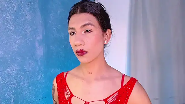 sofiaa grey  online show from January 26, 1:15 pm