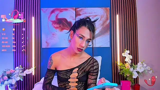 sofiaa grey  online show from September 17, 3:06 pm