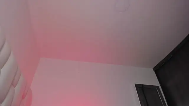 evaevanscute online show from April 18, 12:56 am