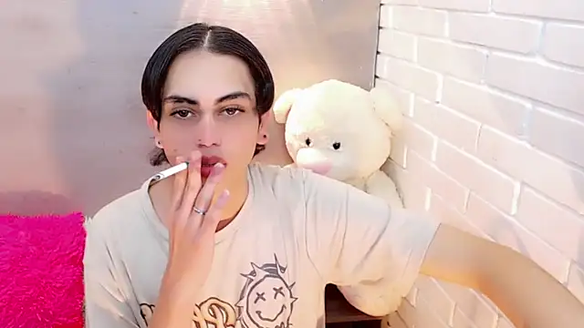 Snapshot of Daniela_Pink_ chatting on October 10, 8:21 pm Daniela Pink online show from October 10, 8:21 pm