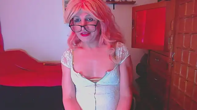 LorenJade online show from November 10, 10:05 am