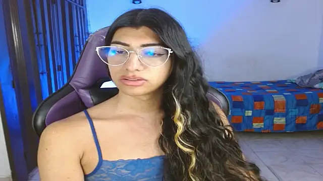 engielphoenis14 online show from November 8, 4:46 am