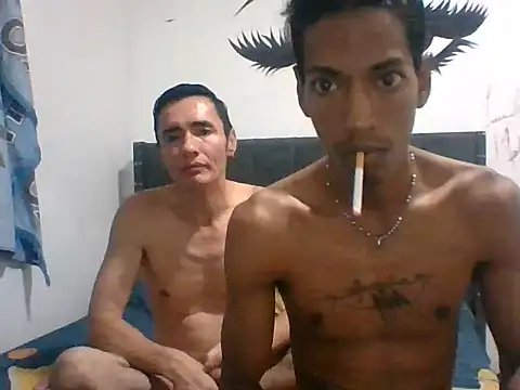 AlbertBigCock online show from July 7, 2:36 am