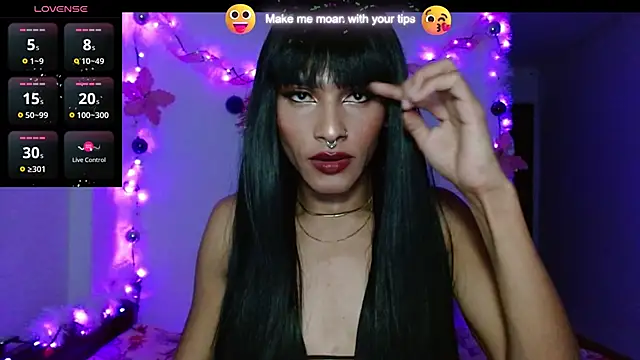 carolinemiller7 online show from December 21, 6:52 am