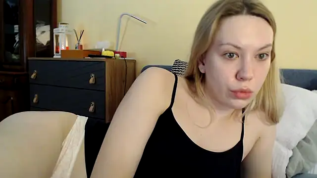 Scarlettford online show from December 4, 10:07 am