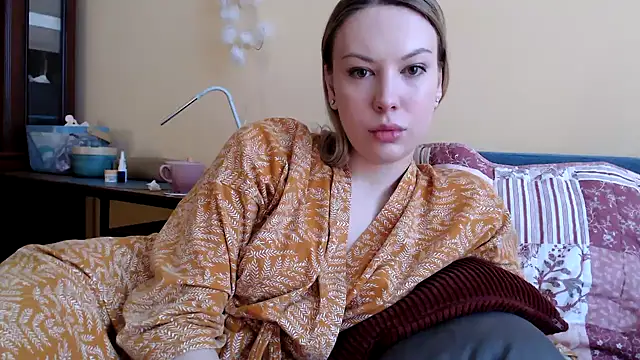 Scarlettford online show from January 15, 9:45 am