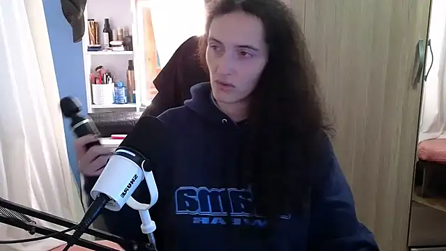 MemiKouki online show from October 29, 4:49 pm