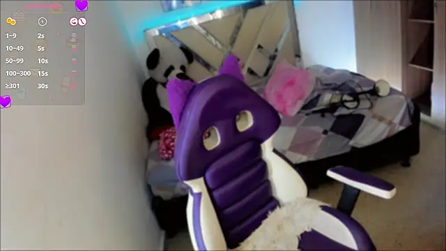 Charming J online show from October 16, 5:30 am