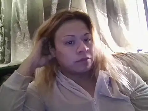 allissonw13 online show from January 23, 5:13 am