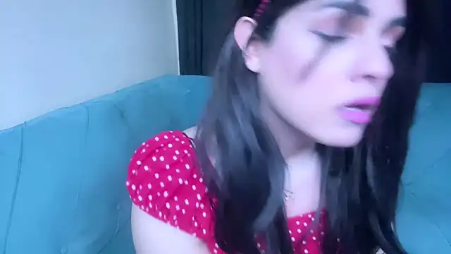 Snapshot of Arab_tgirl chatting on February 20, 9:20 pm Arab tgirl online show from February 20, 9:20 pm